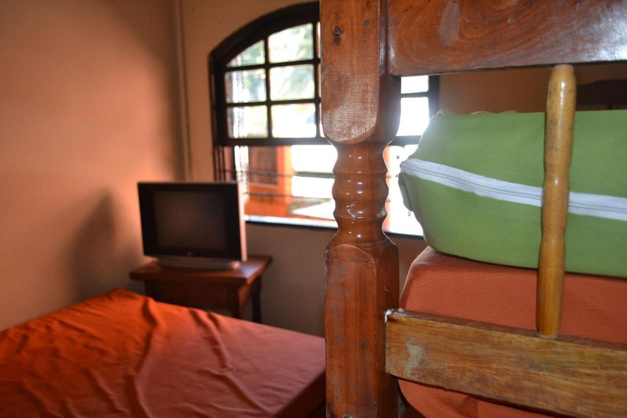 0001.09 - Maranduba - Chale Terreo - 1 Dormitorio - 6 Pessoas - 2 Quadras Do Mar - Piscina - Wi-Fi Убатуба Екстер'єр фото